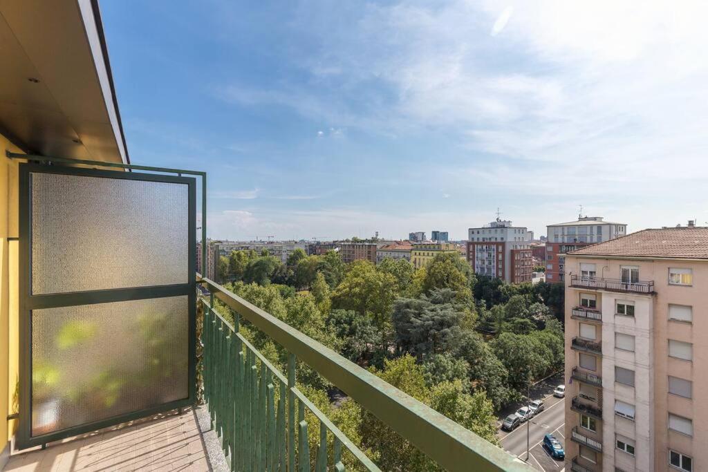 Appartamento Unique & Strategic Flat, 50M From M4 Station Milano Esterno foto